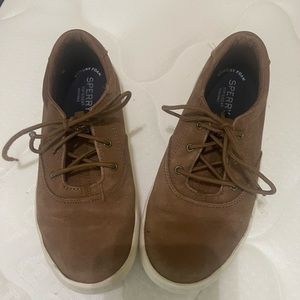Boy size 4 SPERRY SHOES